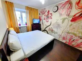 Ботанік це 3 кімнатна квартира подобово у центрі Полтави Мережа Alex Apartments Безконтактне заселення 24-7 Документи для відряджень