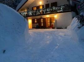 Residenze Ca del bosco Piancavallo, hotel em Piancavallo