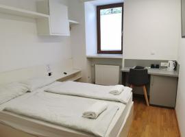 Rooms Sincere 1830, hotel a Lubiana