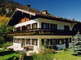 Pension Luger, ξενοδοχείο σε Aschau im Chiemgau