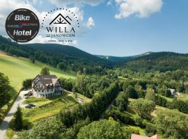 Willa Pod Janowcem SPORT - REST & SPA, spa hotel in Stronie Śląskie