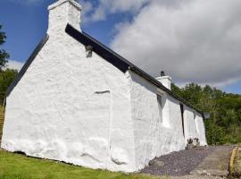 The Old Croft House, casa o chalet en Estroncia