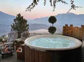 Alpinlake Lodge & Wellness, hotel s jacuzzi v destinaci Bosentino