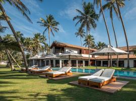 Villa Thamburu, Bentota, luxury hotel in Bentota