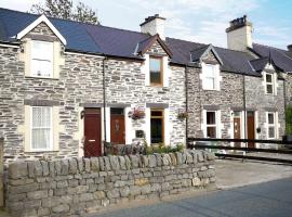 Gwyrfai Cottage, hotel in Waenfawr