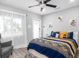 Cozy 1 BDR Unit by Beach, Mall, & Downtown FTL
