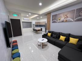 靚嶼民宿La Is La Bonita 台南包棟 KTV 烤肉 電動麻將 民宿，位于台南的酒店