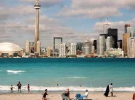 SkySide Downtown Condo - Free Parking