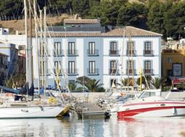 Hotel El Raset, hotel en Centro histórico de Denia, Denia