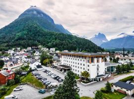 Grand Hotel - by Classic Norway Hotels, hotel en Åndalsnes