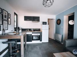 Appartement neuf et moderne proche Avignon et Uzes – apartament w mieście Orsan