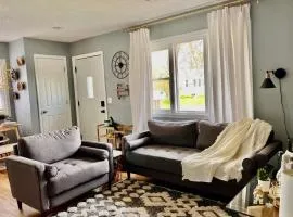 Entire Cute Boho Home Near Hospital, Expo Center, Free Parking