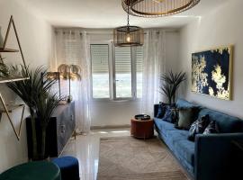 Couples Only, beautiful 1 Bedroom Apartment in Victoria Building, hotel with jacuzzis in Mojácar