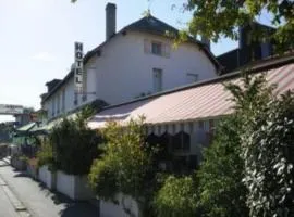 Logis Auberge des Vieux Chenes