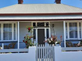 Mariner Rose B&B, holiday rental in Stanley