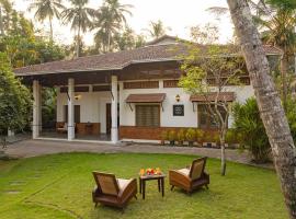 StayVista at Anjali with Complimentary Breakfast & Terrace Access - Big Villa, ξενοδοχείο σε Kozhikode