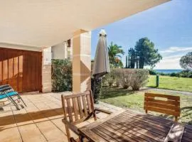 Garden level for 5 people with sea view