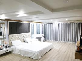 Pina Boutique Inn - Hotel Elite, khách sạn ở Đảo Cát Bà