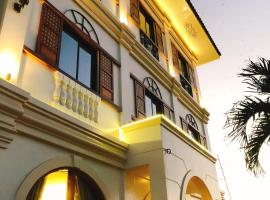 Villa Lydia y Jose Heritage Hotel, hotel sa Bayubay Sur