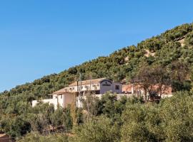 Cozy Home In Villanueva De Algaidas With Kitchenette, sumarhús í Villanueva de Algaidas