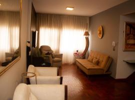 Apartamento Gutierrez 1, hotelli kohteessa Belo Horizonte lähellä maamerkkiä Rio das Pedras -lomakeskus