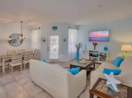 NEW 2bed2bath condo - CLEARWATER BEACH - FREE Wi-Fi and Parking