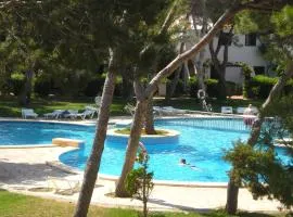 Apartamentos Las Brisas I & II