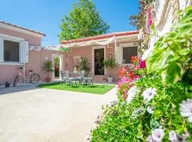 Doras Beach Bungalow B by "elite"