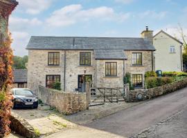 Wheelwright Cottage, hotel with parking in Branscombe