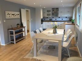 PLATINUM HOUSE OSLO - Centrally located with all facilities, caba&ntilde;a o casa de campo en Oslo