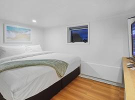 Newly Renovated Studio w Parking - Wifi - Netflix, apartment in Auckland