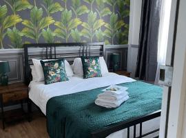 LilyRose Hotel, hotel a Whitby