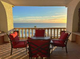 Beautiful Coastal Getaway, hotel Rosaritóban