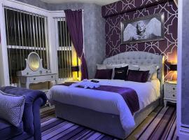 Delovely Hotel, Cama e café (B&B) em Blackpool