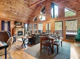 Cubby Bear Smoky Mountain Cabin - Summer Specials!