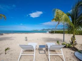 Ti-Case - Feet in the Sand - Beachfront Gem, Hotel mit Pools in Little Bay