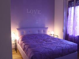 Rooms Of Love, hotel a Pavia