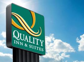 Quality Inn & Suites, hotell i Ogallala