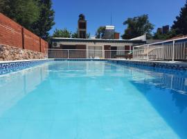 Cabaña El Hornero、ミナ・クラベロのアパートホテル