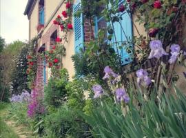 La Ferme de Plénoise Chambres d'hôtes, holiday rental in Fricambault