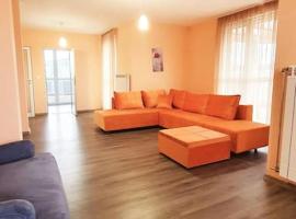 Елегантен градски апартамент с обширна тераса, apartment in Pernik