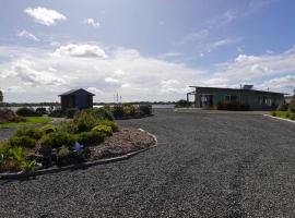 Waterfront 'Jemadda' Family Lodge, Hotel in der Nähe von: NAB House, Bream Creek