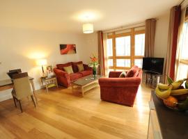 PREMIER SUITES Bristol Redcliffe, holiday rental in Bristol