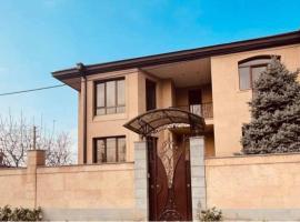 General guesthouse, hotel di Yerevan