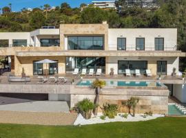 Gravity- Luxurious paradise with sea view, ξενοδοχείο σε San Roque
