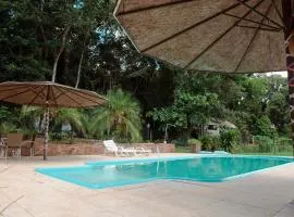 Casa de Campo com Piscina e lazer em Cascavel PR