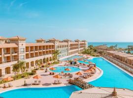 Coral Sea Beach and Aqua Park, hotel en Ain Sokhna