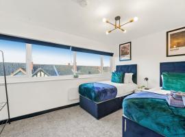 Boutique Penthouse in Yorkshire - Top Floor, apartment in Castleford