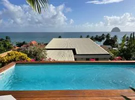 Maison avec piscine à 80 mètres de la plage