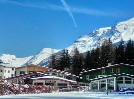 CIS-Ethic Etapes de Val Cenis: Lanslebourg-Mont-Cenis şehrinde bir otel